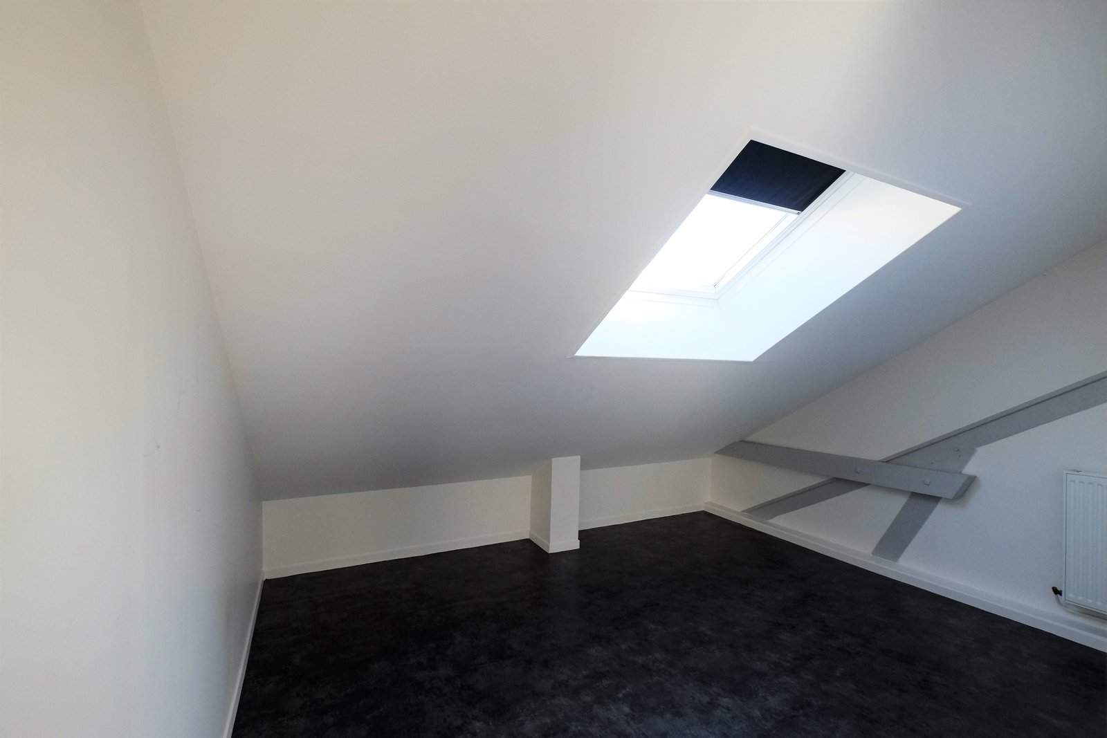 📍 DUPLEX CALME AVEC PARKING – SAINTE-SAVINE